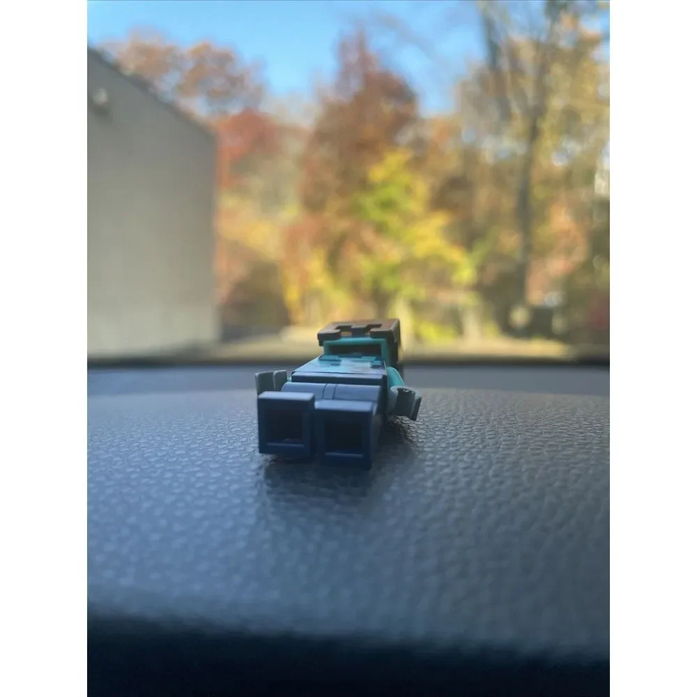 Lego Minecraft  Minifigure Min119 Nether‎ Adventurer Excellent Condition